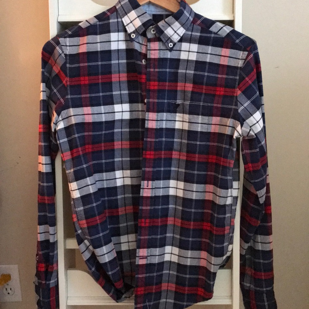 American Eagle Button Down Shirt
